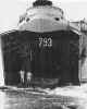 shipfronthatchopen.jpg (444727 bytes)