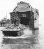 lst793onbeachlaunchingtank.jpg (49051 bytes)